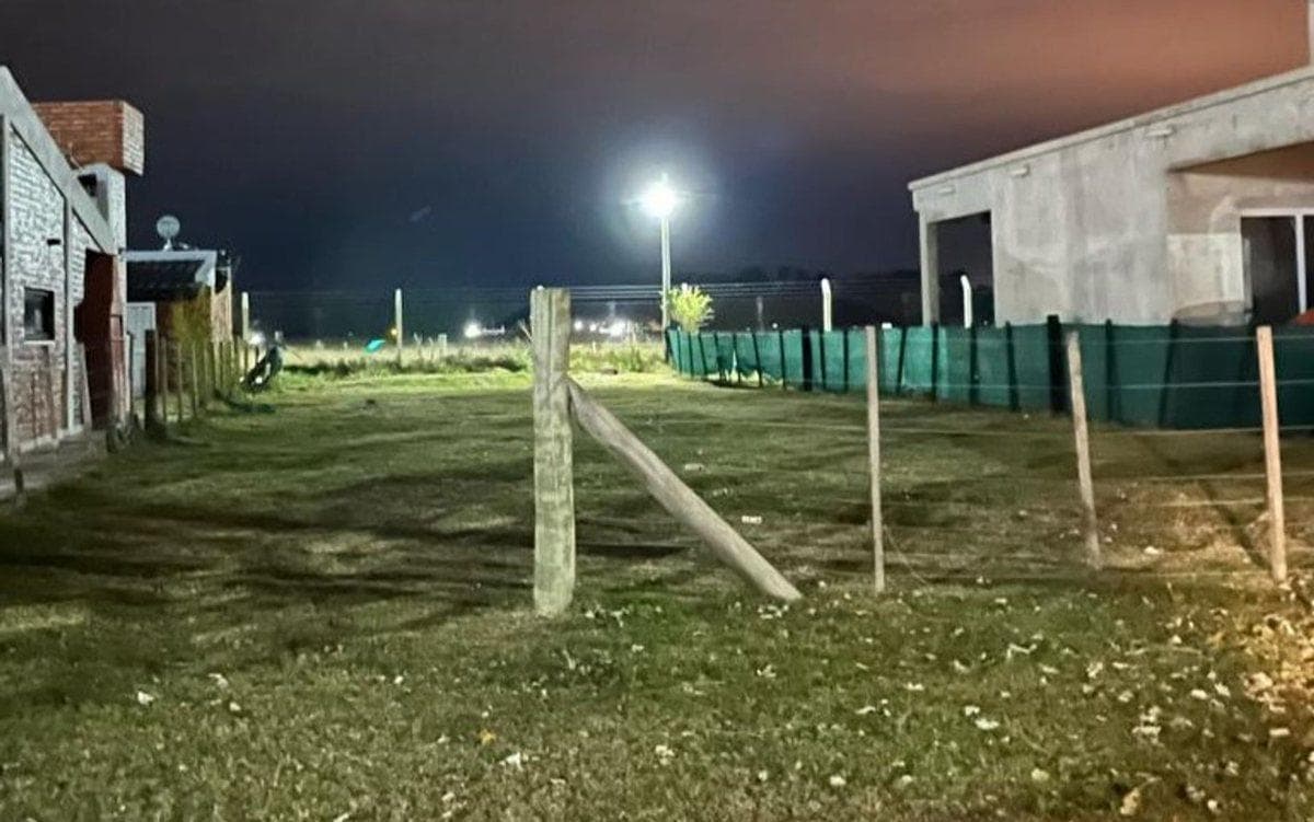 Beautiful lot with a view of the countryside and utility hookup in Domselaar Chico