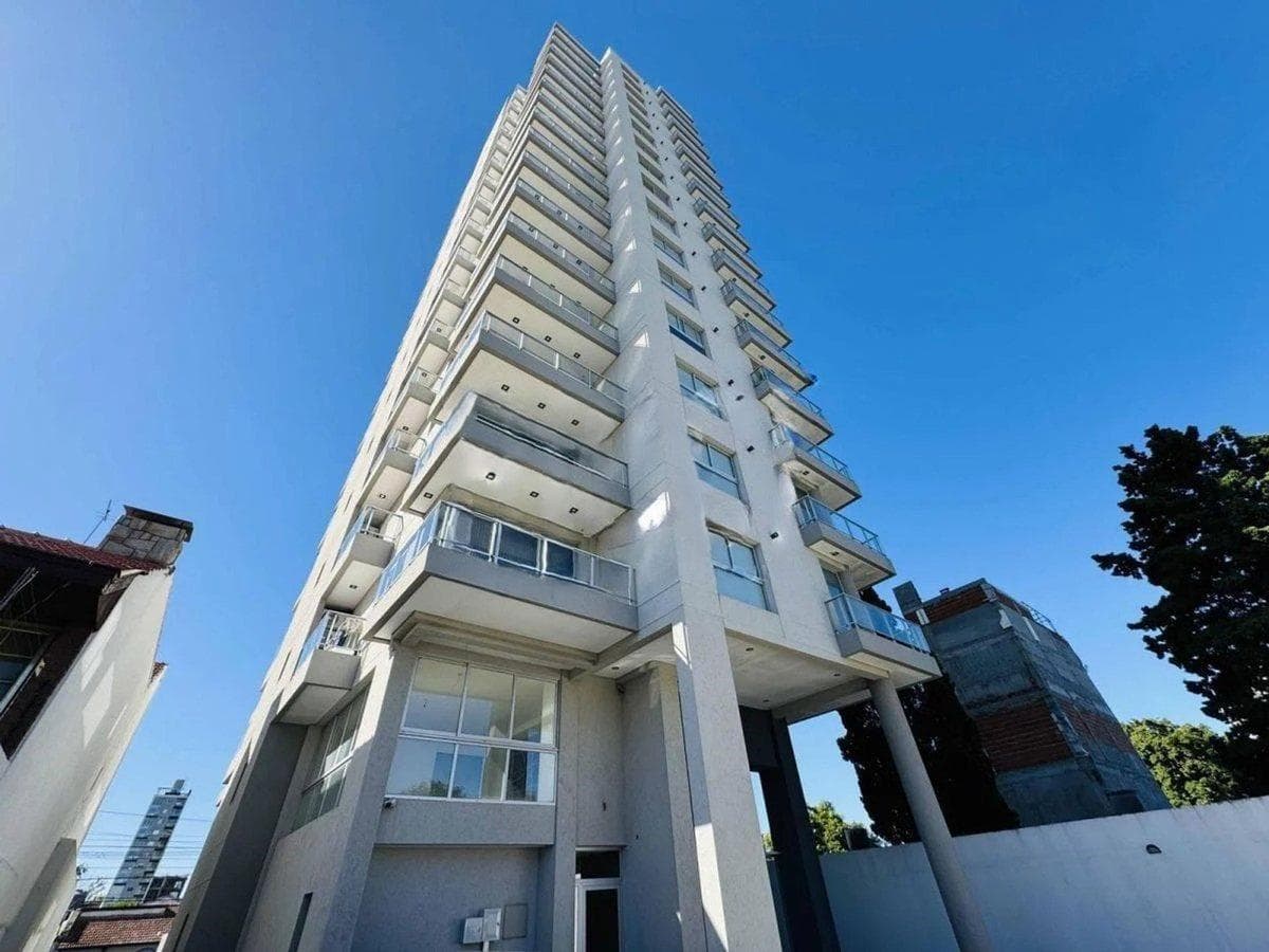 Departamento Nuevo. Torre Mas Alta de Berazategui.