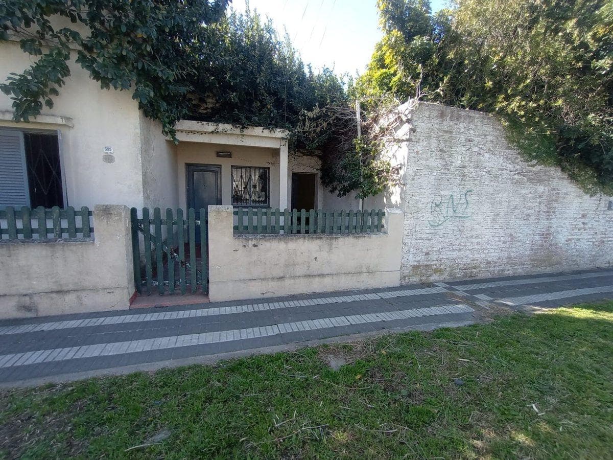 Casa 3 Ambientes con Garaje y Terraza