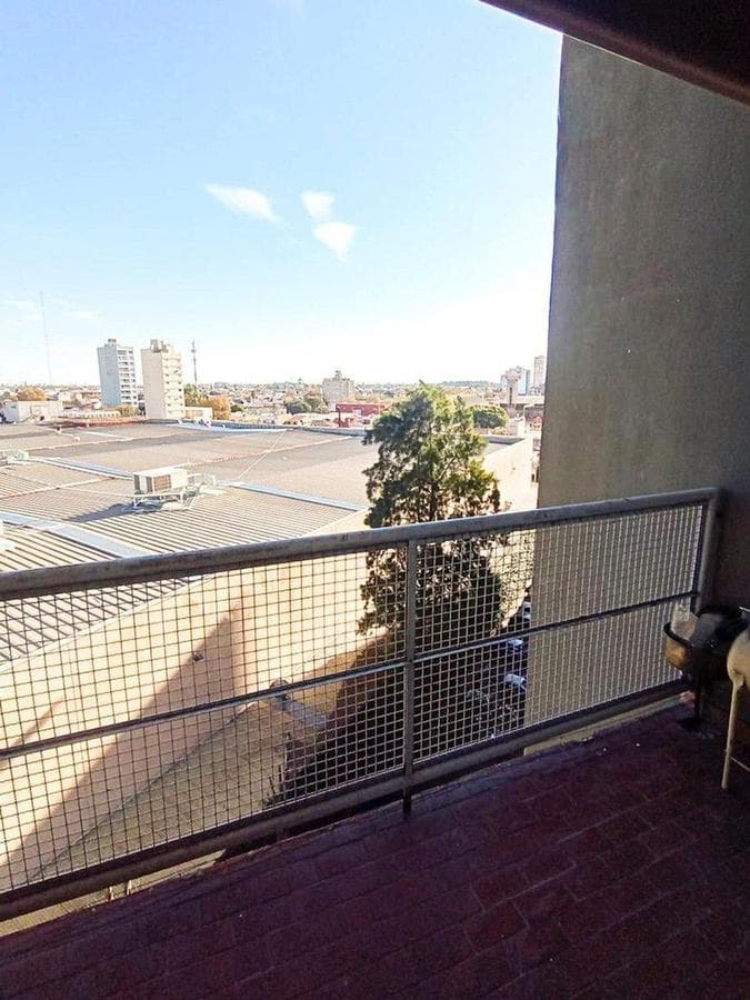 Venta Amplio Departamento 2 ambientes Avellaneda