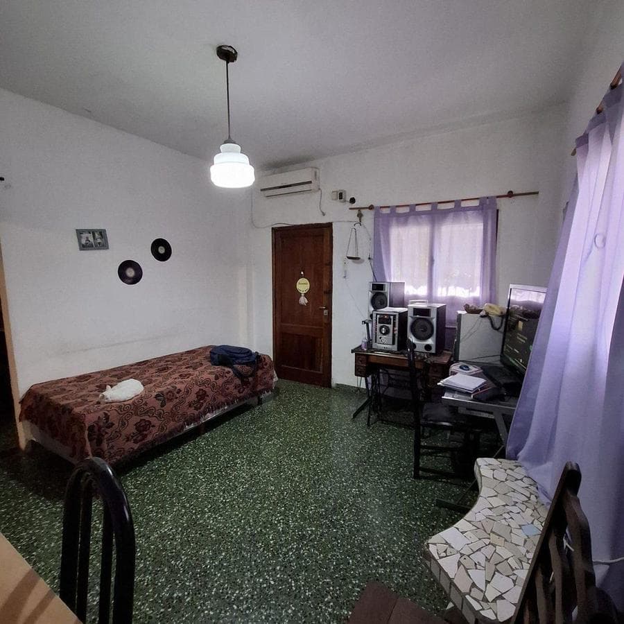 Casa 3 amb. En S.F Solano. OPORTUNIDAD