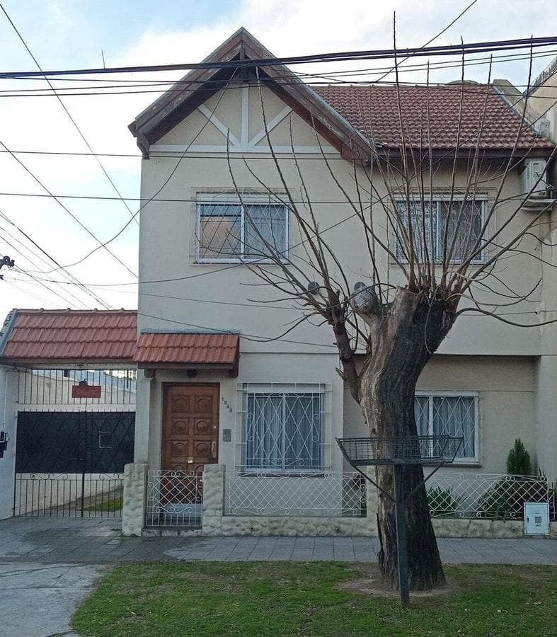 Venta PH al frente 4 ambientes Lomas-Apto Crédito
