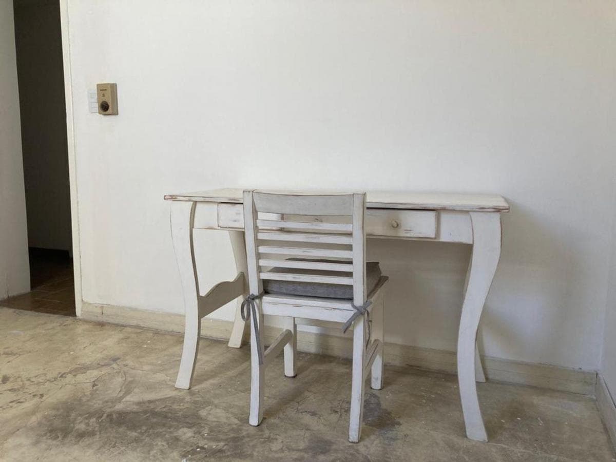 Spacious Apartment in Burzaco, 1 block from the plaza