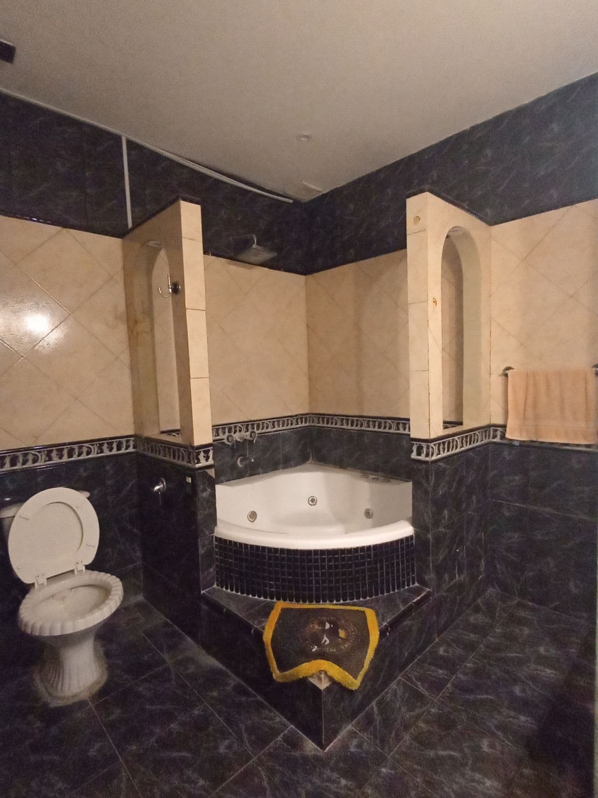 4-ROOM HOUSE WITH A BARBECUE AREA AND SWIMMING POOL