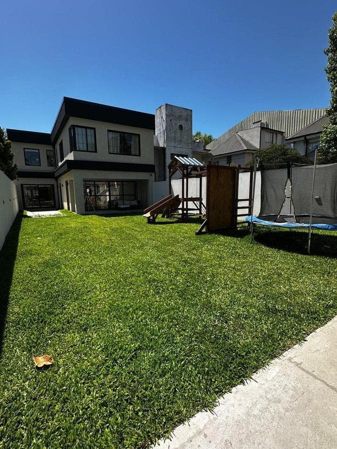 Venta Importante Casa en Excelente Ubicación