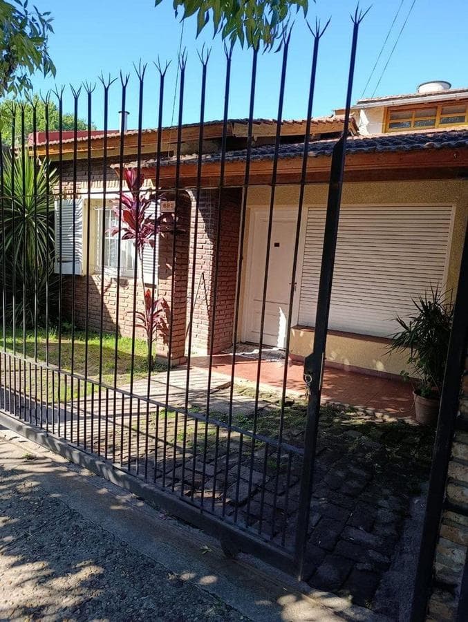 Vta Casa en Temperley con Financiacion Propietaria