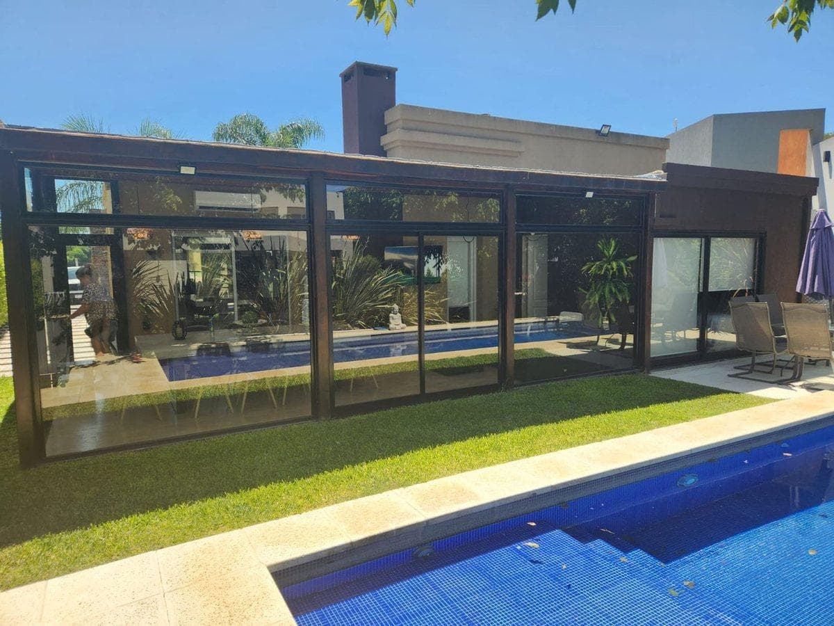 Brisas de Adrogue House