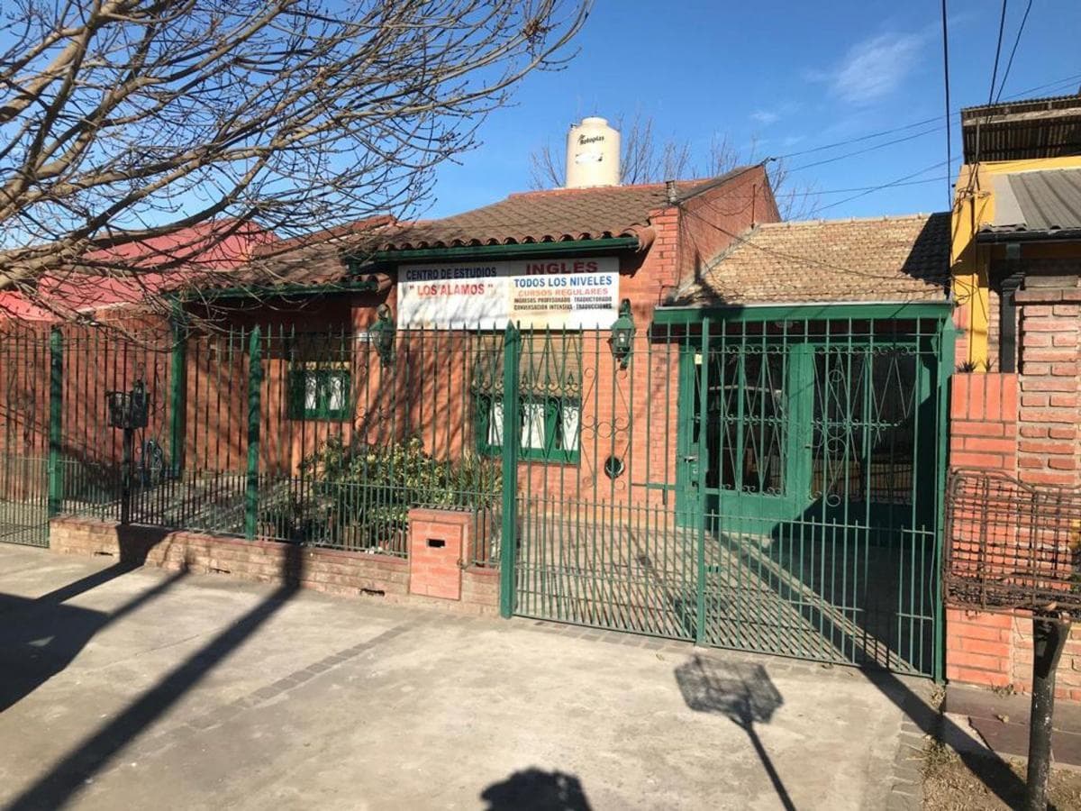 Hermosa casa en Longchamps barrio Los Alamos