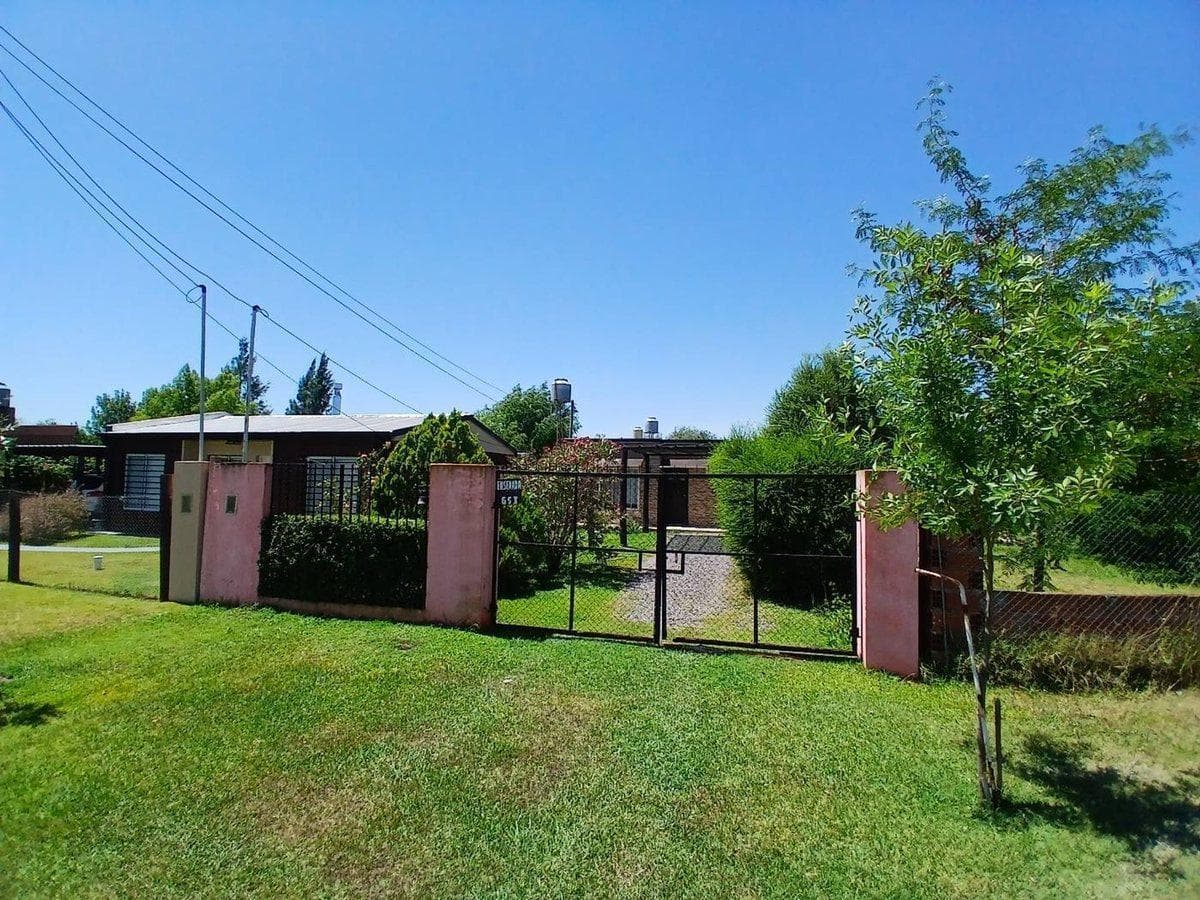 Great Opportunity: American-Style House with Park and Pool in Domselaar FOR SALE