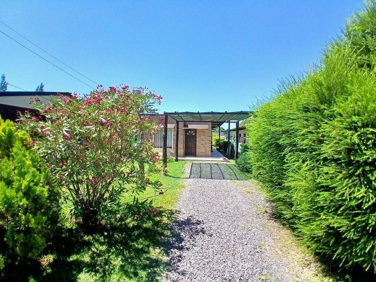 Great Opportunity: American-Style House with Park and Pool in Domselaar FOR SALE