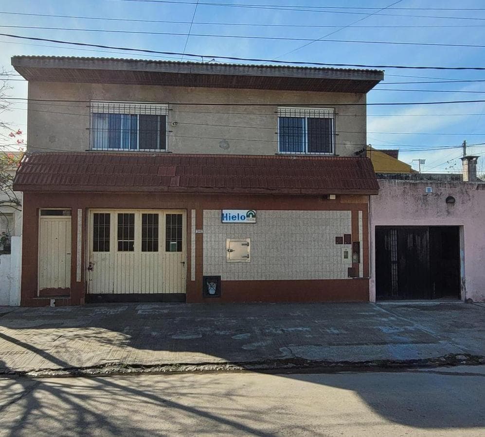 Venta en Block Casa y Dpto Avellaneda Apto Credito