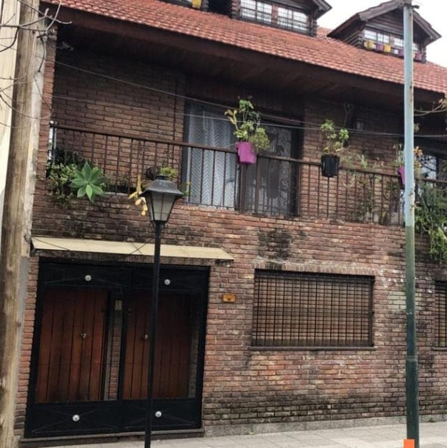 Venta PH 3 Amb. a media cuadra Estación Temperley