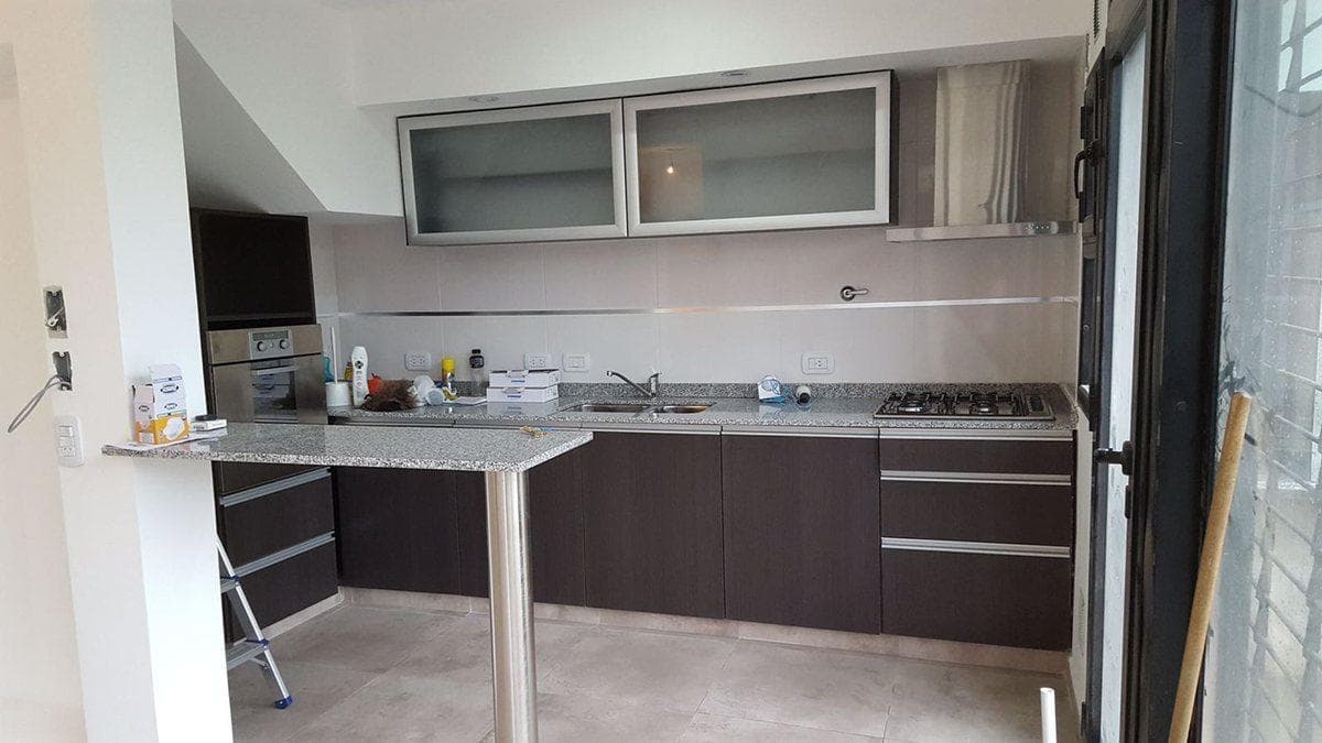 Casa TRIPLEX 4 amb /cochera APTO CREDITO Temperley