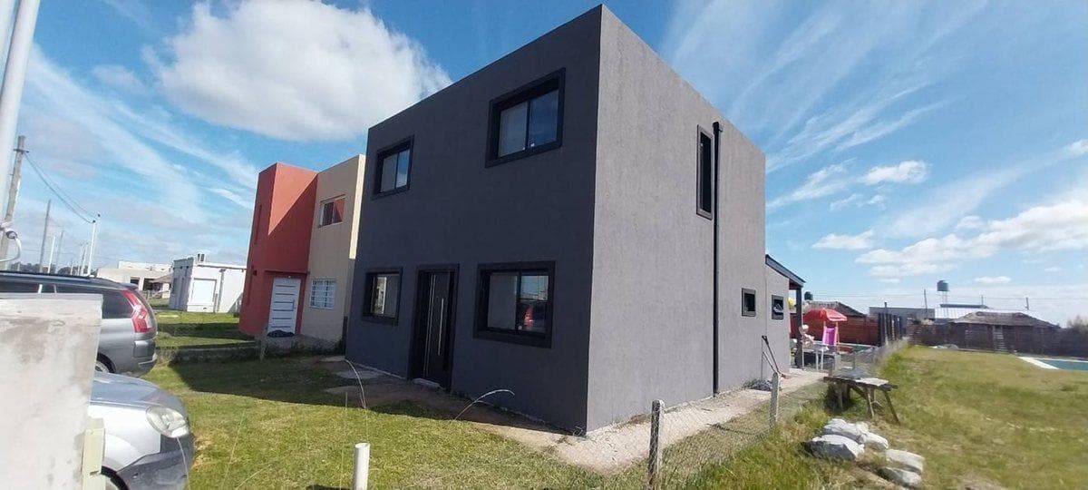 Casa moderna recién estrenada en 2 plantas en Sol de Domselaar VENTA urgente