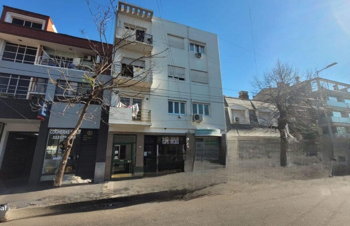 Departamento Banfield Oeste 3 Amb/ Contafrente