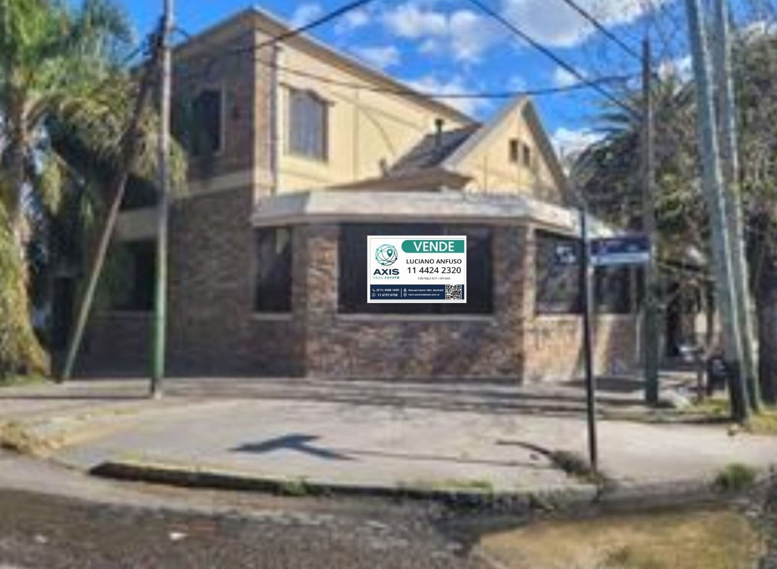 Chalet, 2 Plantas de 9 Ambientes Unico en Su Zona