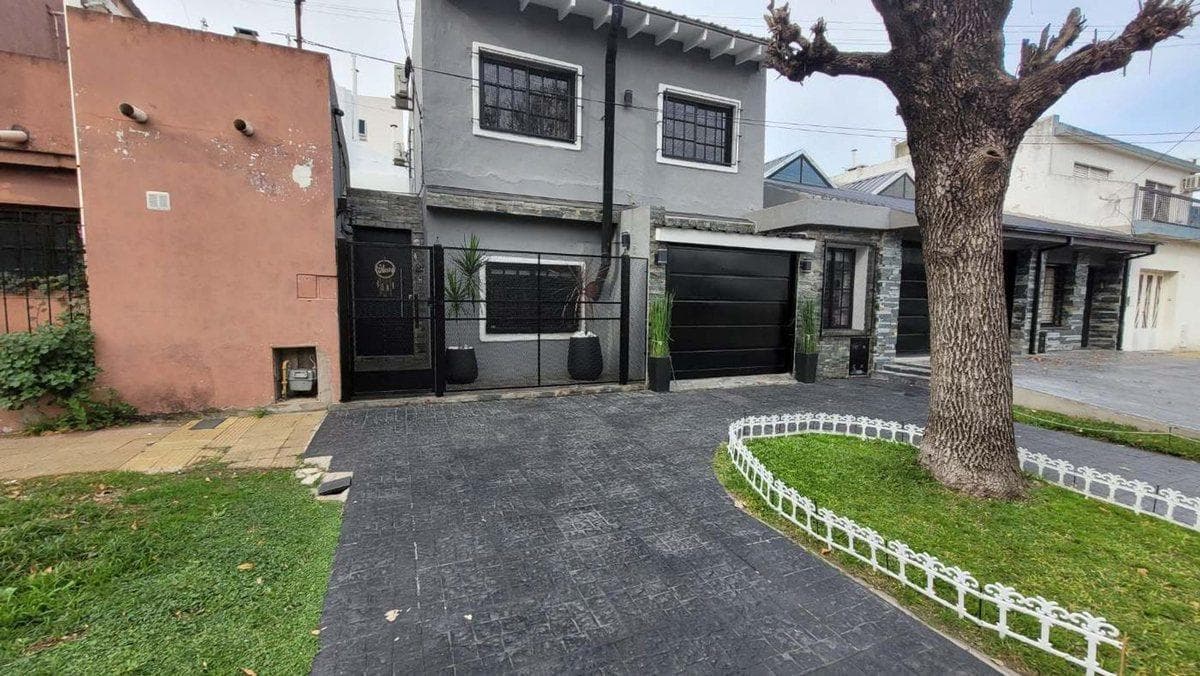 Venta Casa Temperley 4 Ambientes Apta Credito