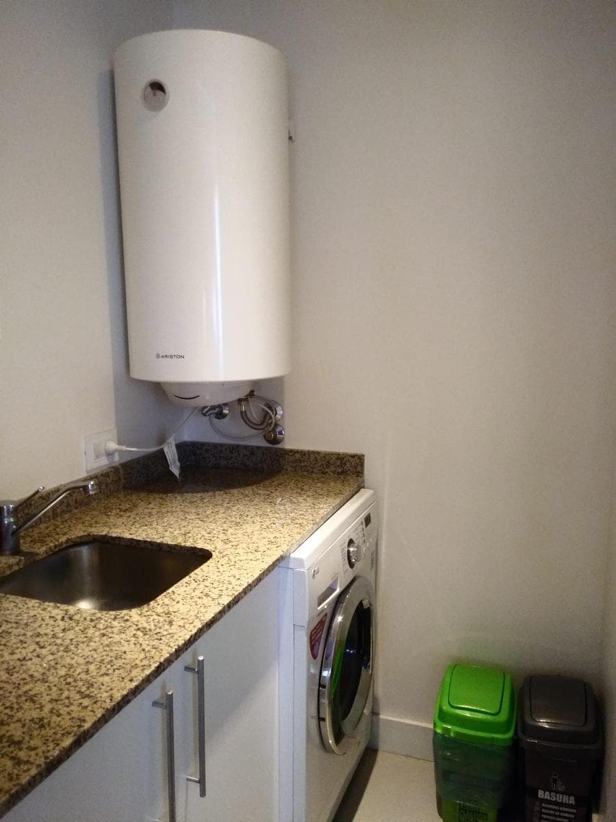 Dpto. 4 ambientes c/ cochera edificio Developer V