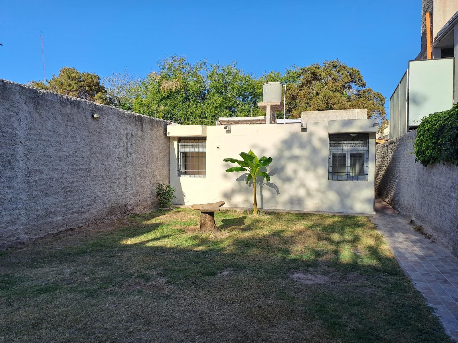 House for Sale - ELIGIBLE FOR A MORTGAGE