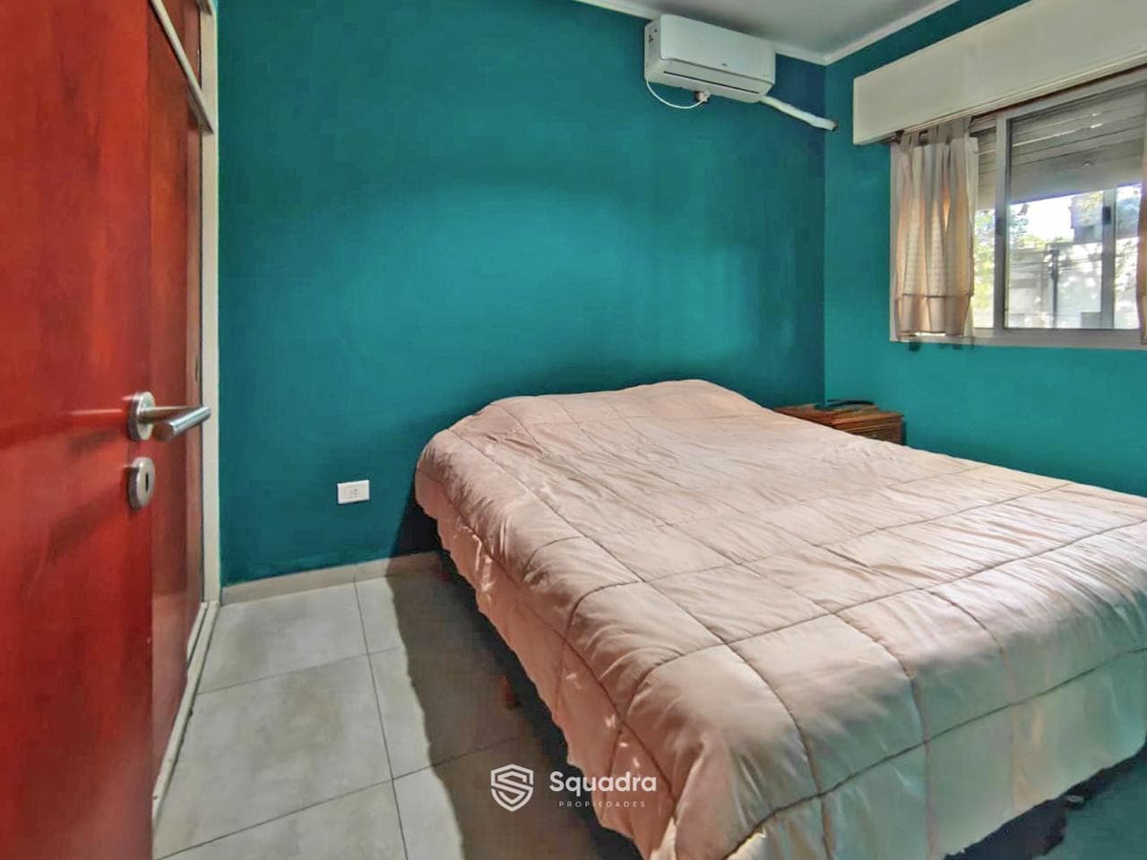 FOR SALE - Upper-floor duplex with a front balcony - Parque Casado neighborhood, Rosario