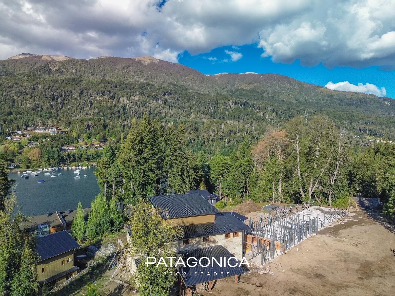 2-room apartment in UF 21, 63 m², with a full view of the lake in Bahía Manzano
