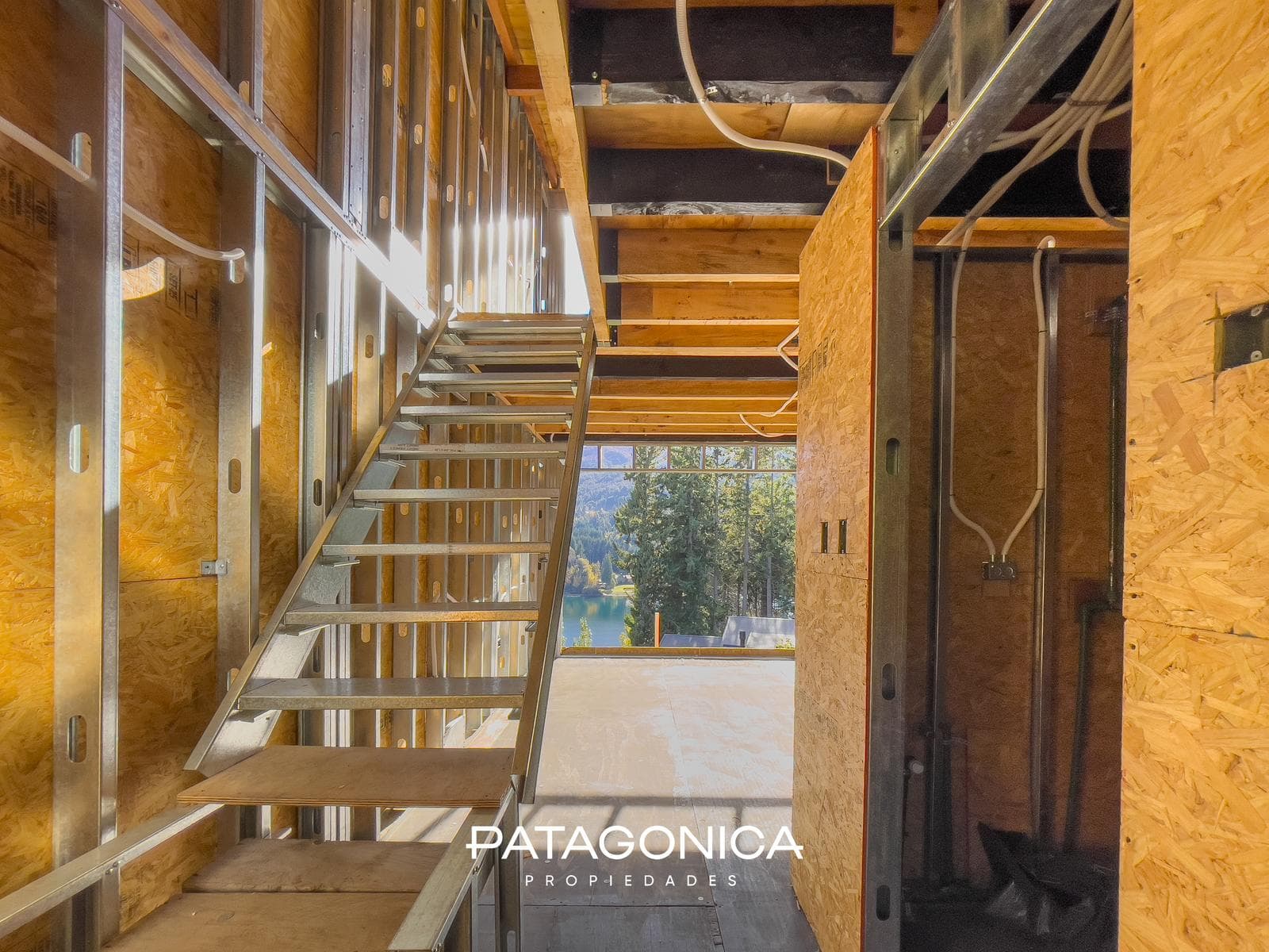 2-room apartment, 63 m², with a view of the lake. 50% down payment and fixed monthly payments