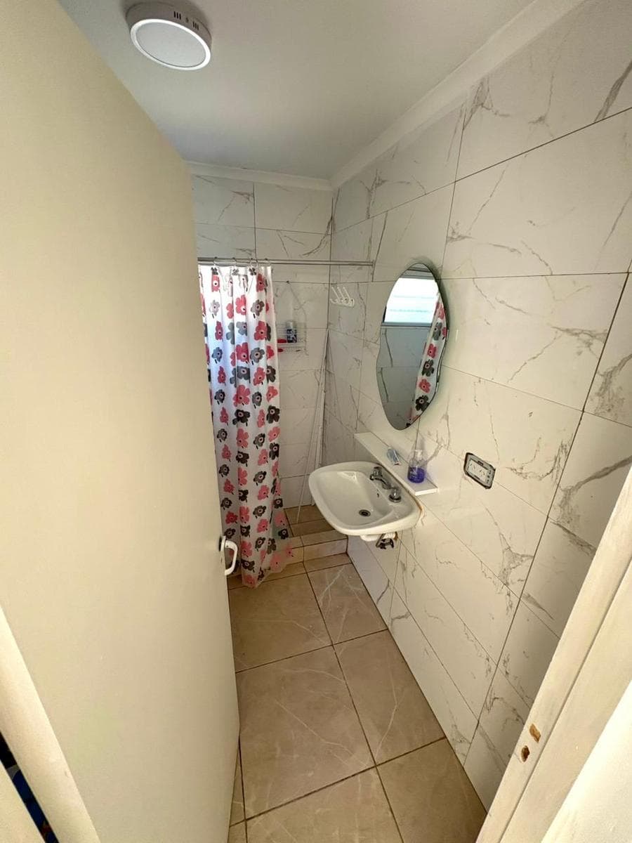3-Bedroom House + 2 3-Bedroom Cabins in Los Acantilados
