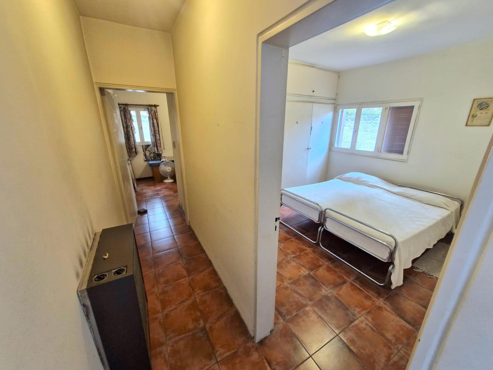 HOUSE FOR SALE IN CERRO DE LAS ROSAS - 4 BEDROOMS - 322 M2 INTERIOR AREA - 595 M2 LOT SIZE