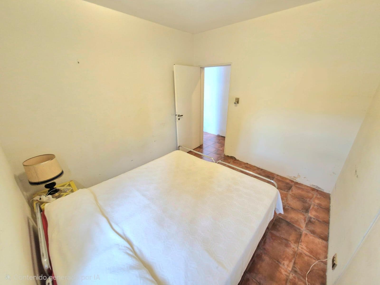 HOUSE FOR SALE IN CERRO DE LAS ROSAS - 4 BEDROOMS - 322 M2 INTERIOR AREA - 595 M2 LOT SIZE