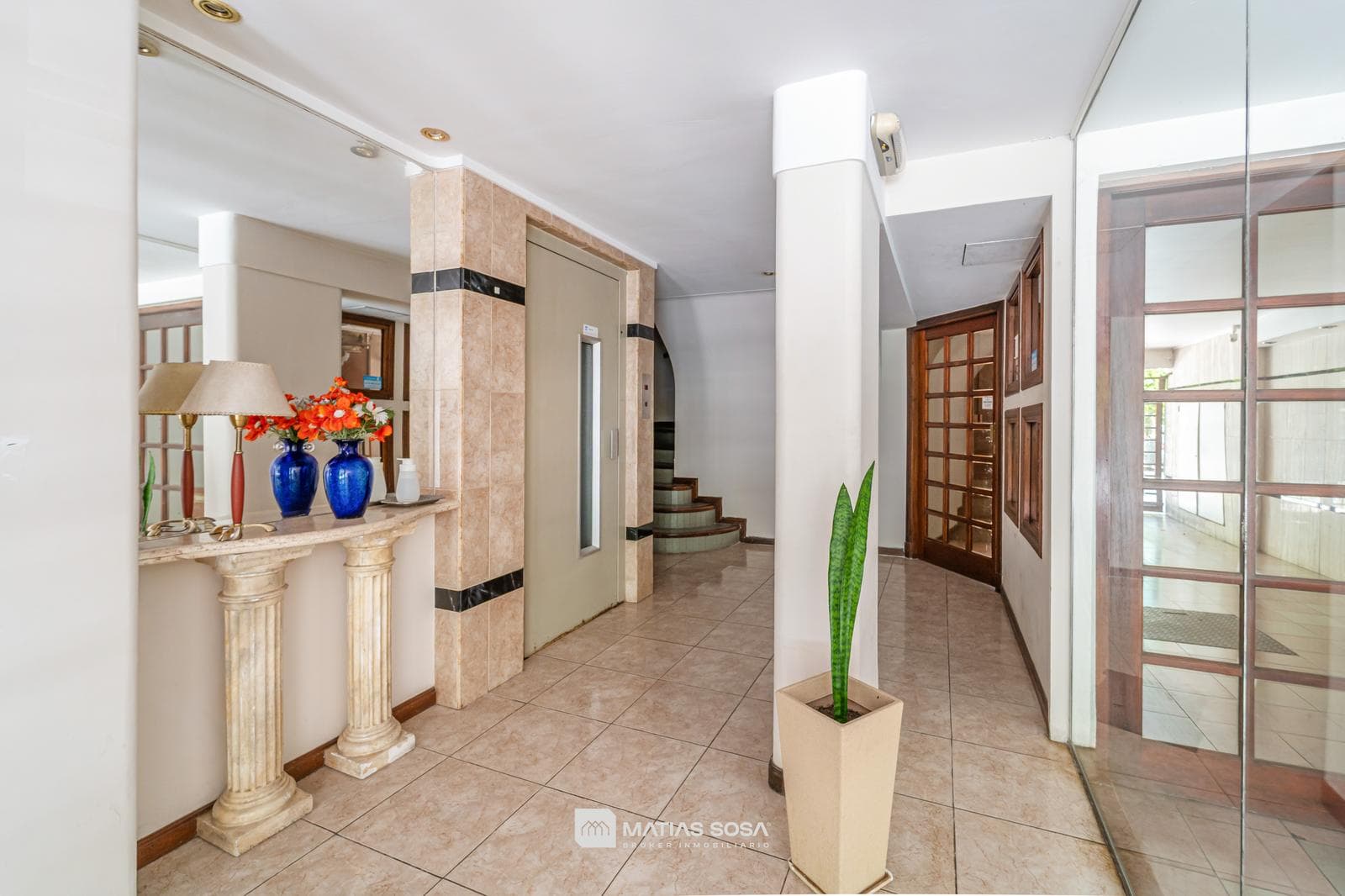 For Sale - Apartment - 3 Rooms – In Impeccable Condition - Plaza Rocha - Financing Available