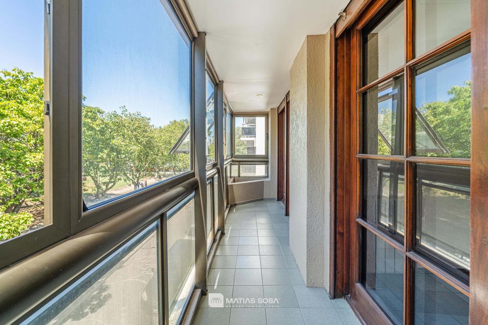 For Sale - Apartment - 3 Rooms – In Impeccable Condition - Plaza Rocha - Financing Available