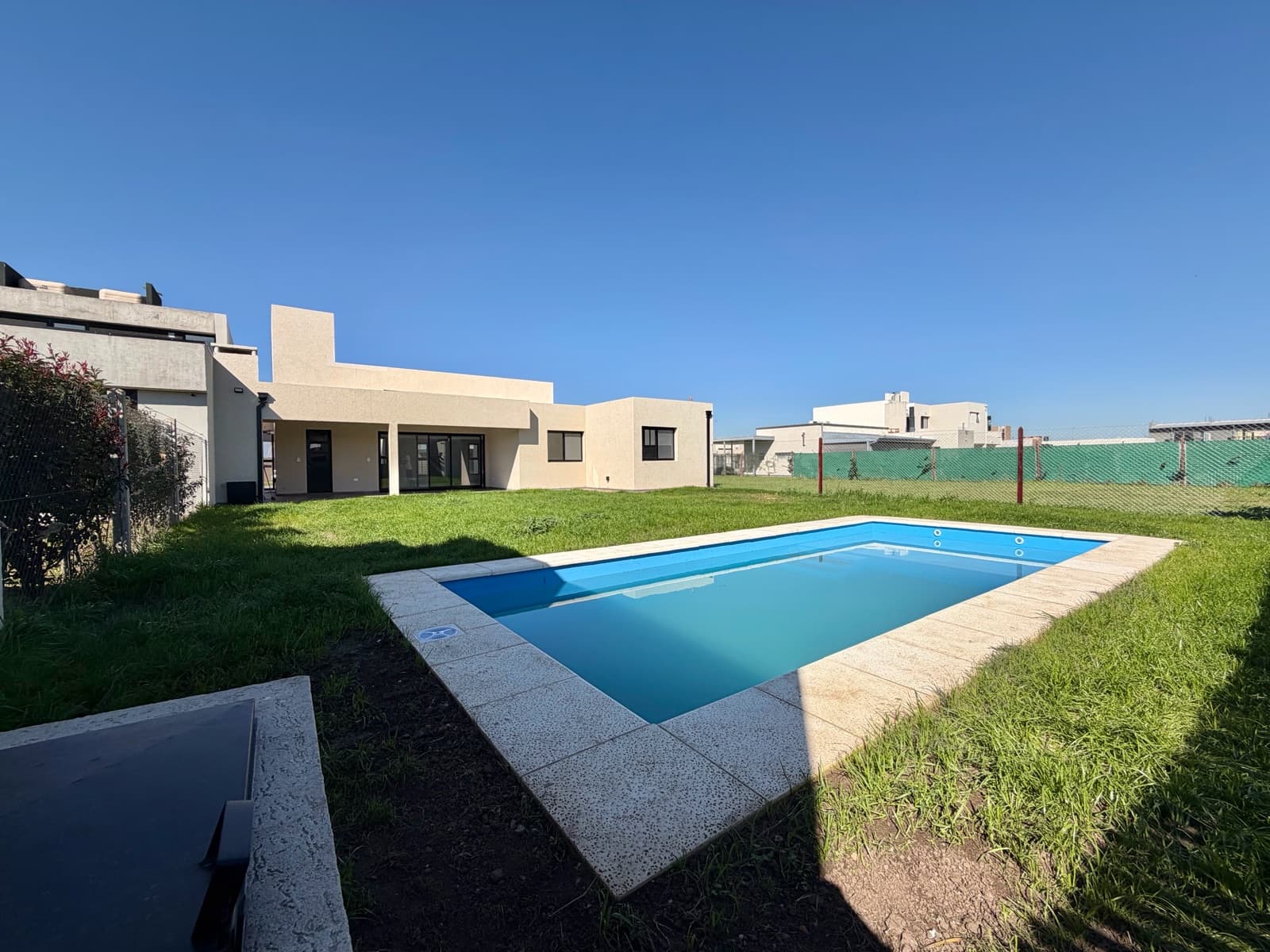Casa de 3 Dormitorios con Piscina y Parrillero en Don Mateo - Don Mateo , Funes