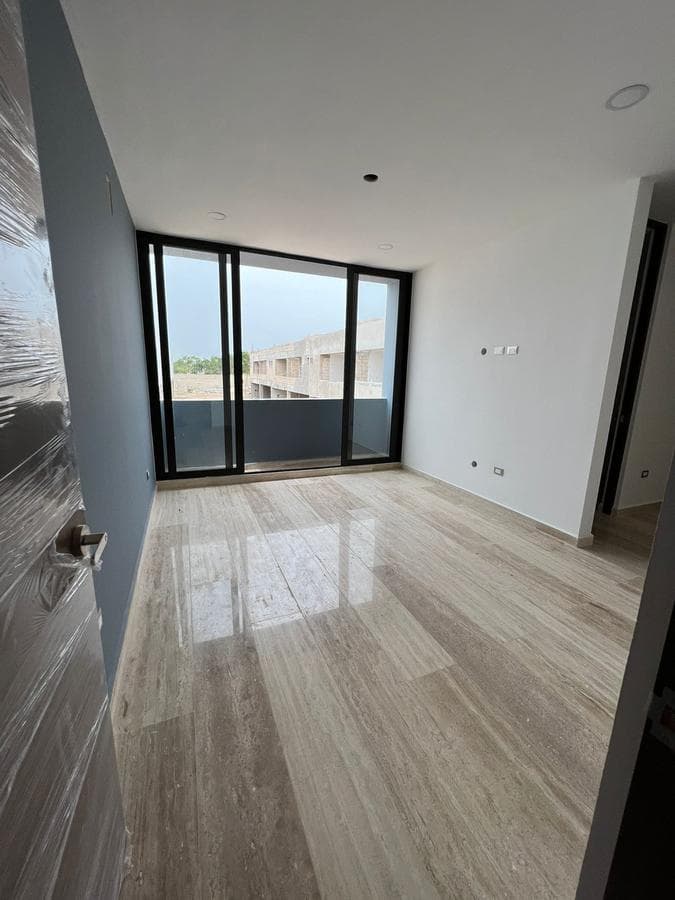 House for Sale in Mérida, Yucatán, Cholul on Privada Street