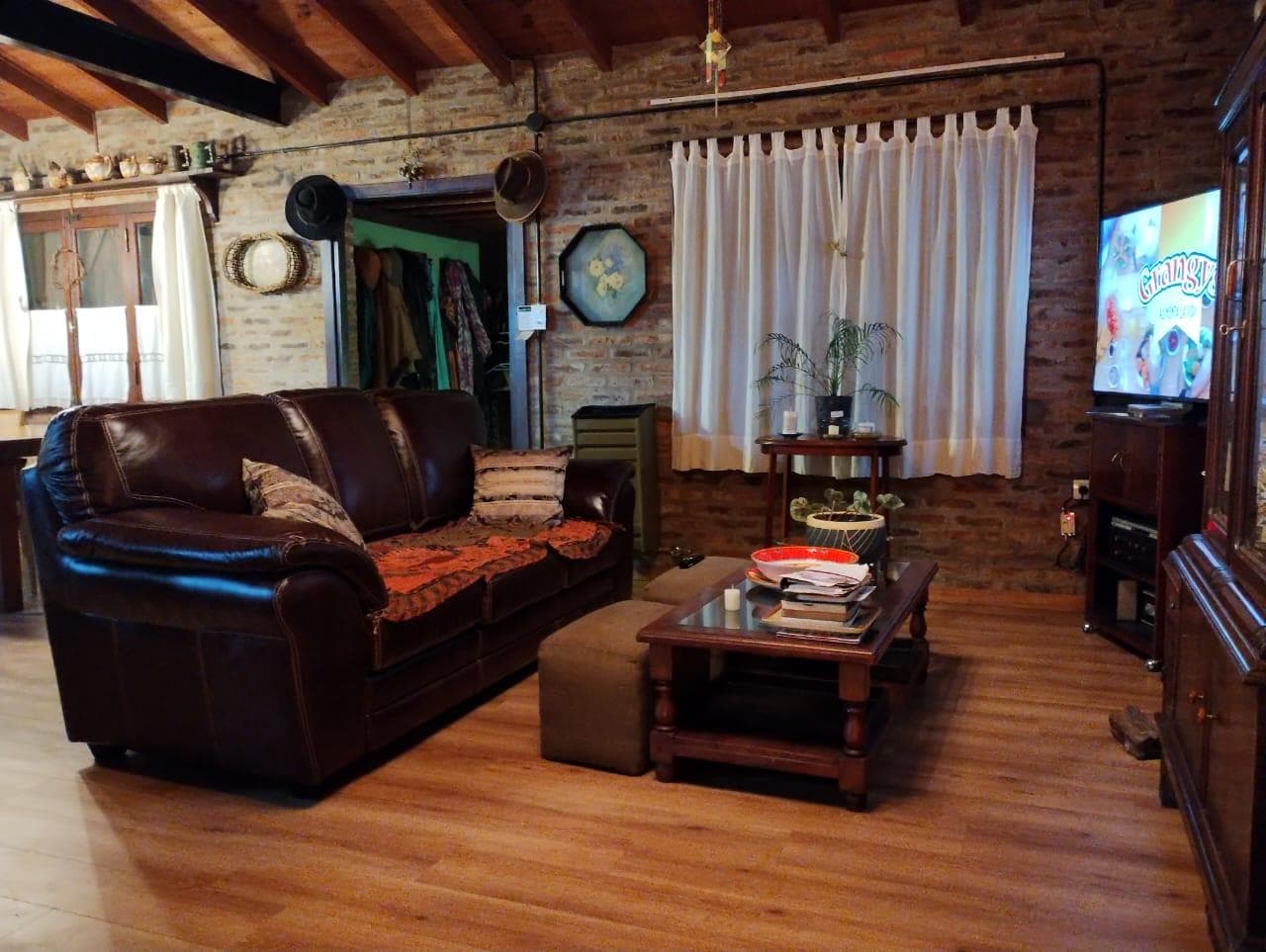 Complex of 4 cabins in Villa Gesell