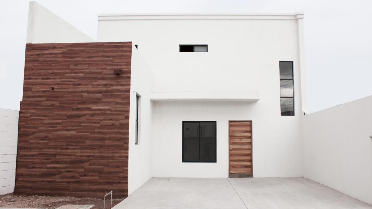 Brand-new house, ready to move in, in the San Diego Subdivision.