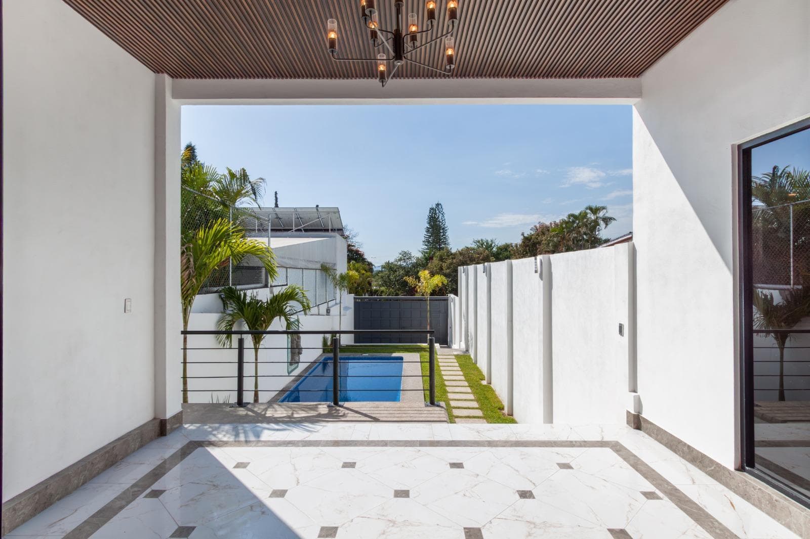 House in the Burgos Subdivision | 4 Bedrooms | Pool