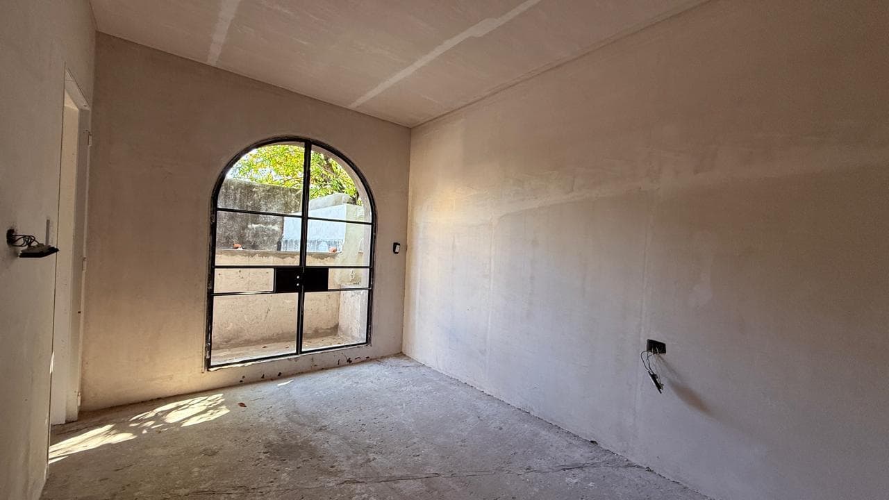 For Sale/Financing: 3-Bedroom House with Multi-Purpose Room, Garage, Patio, Pool, and Sun Deck. Abasto