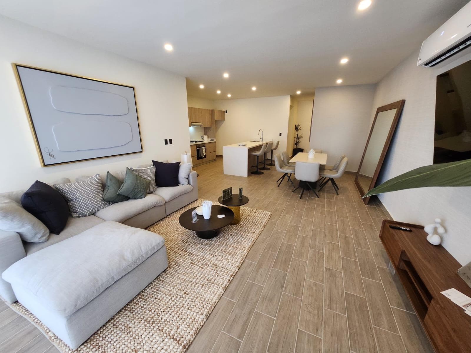 3-Bedroom Apartment for Sale, Av. Prolongación La Luna, Cancún.
