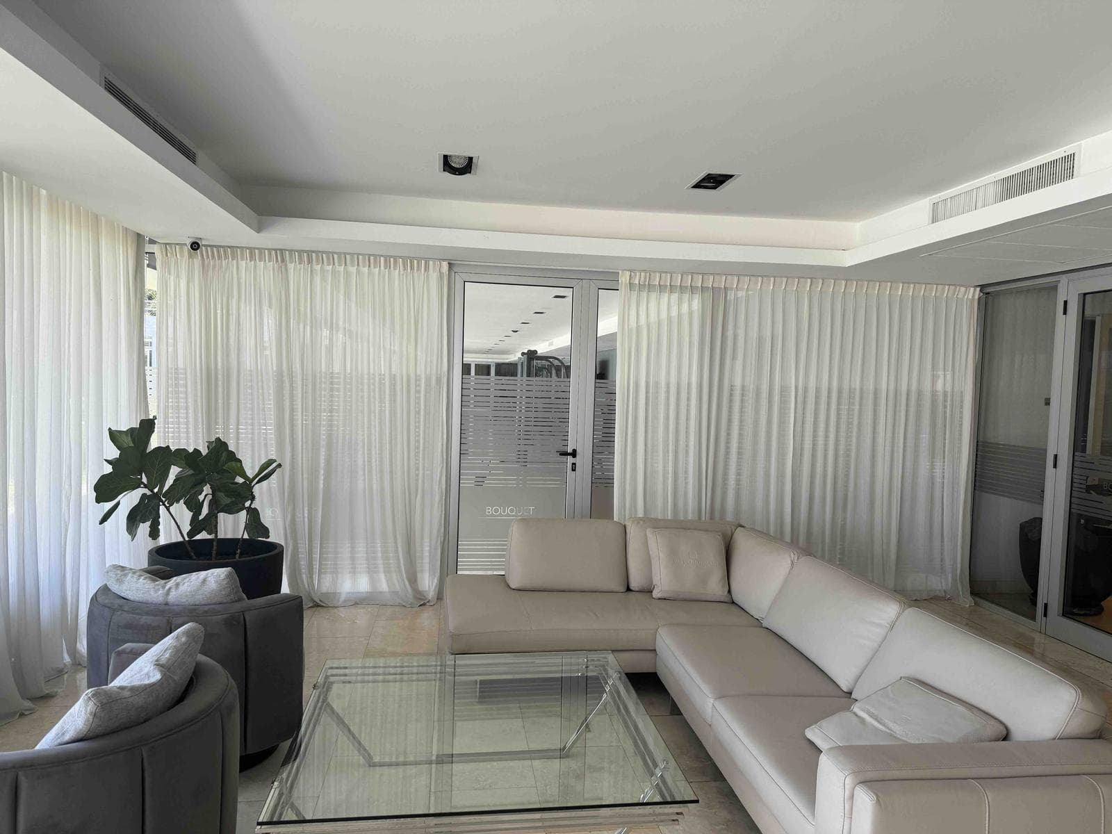 Apartment for Sale in Bouquet Pilar
