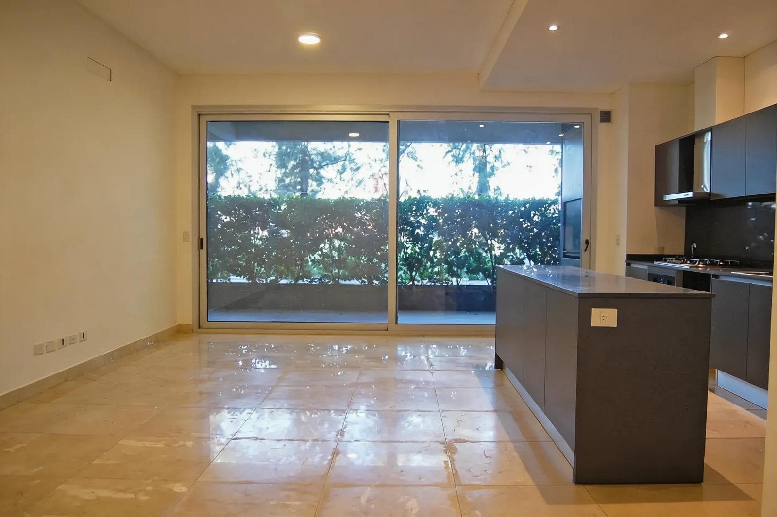 Apartment for Sale in Bouquet Pilar