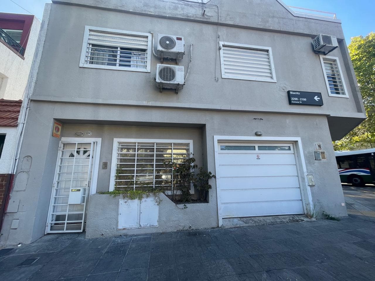 PH 4 with a garage in Paternal