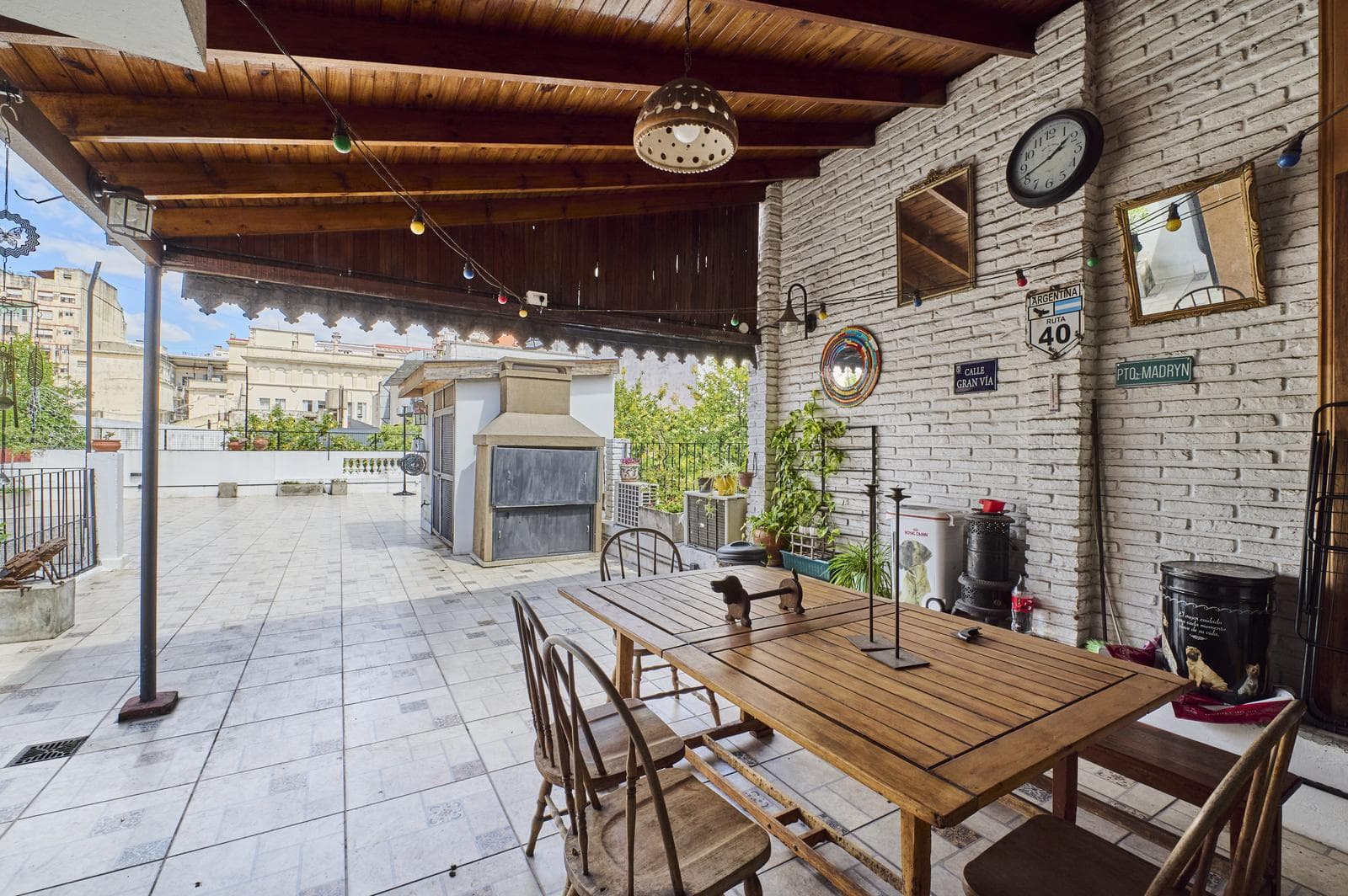 FOR SALE: 4-room apartment with a barbecue area and private terrace in Balvanera