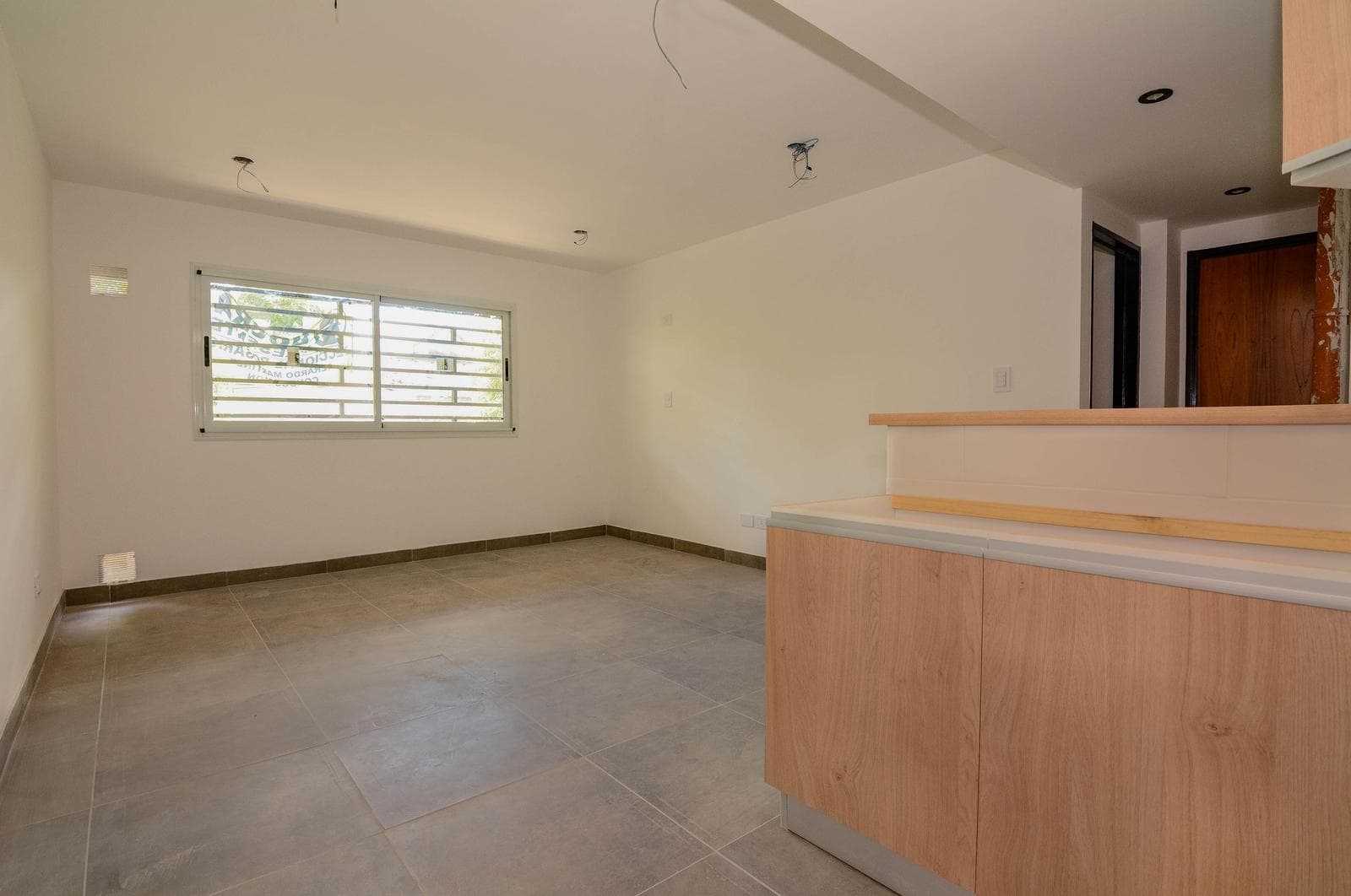 1-BEDROOM APARTMENT FOR SALE ON LA SEXTA.