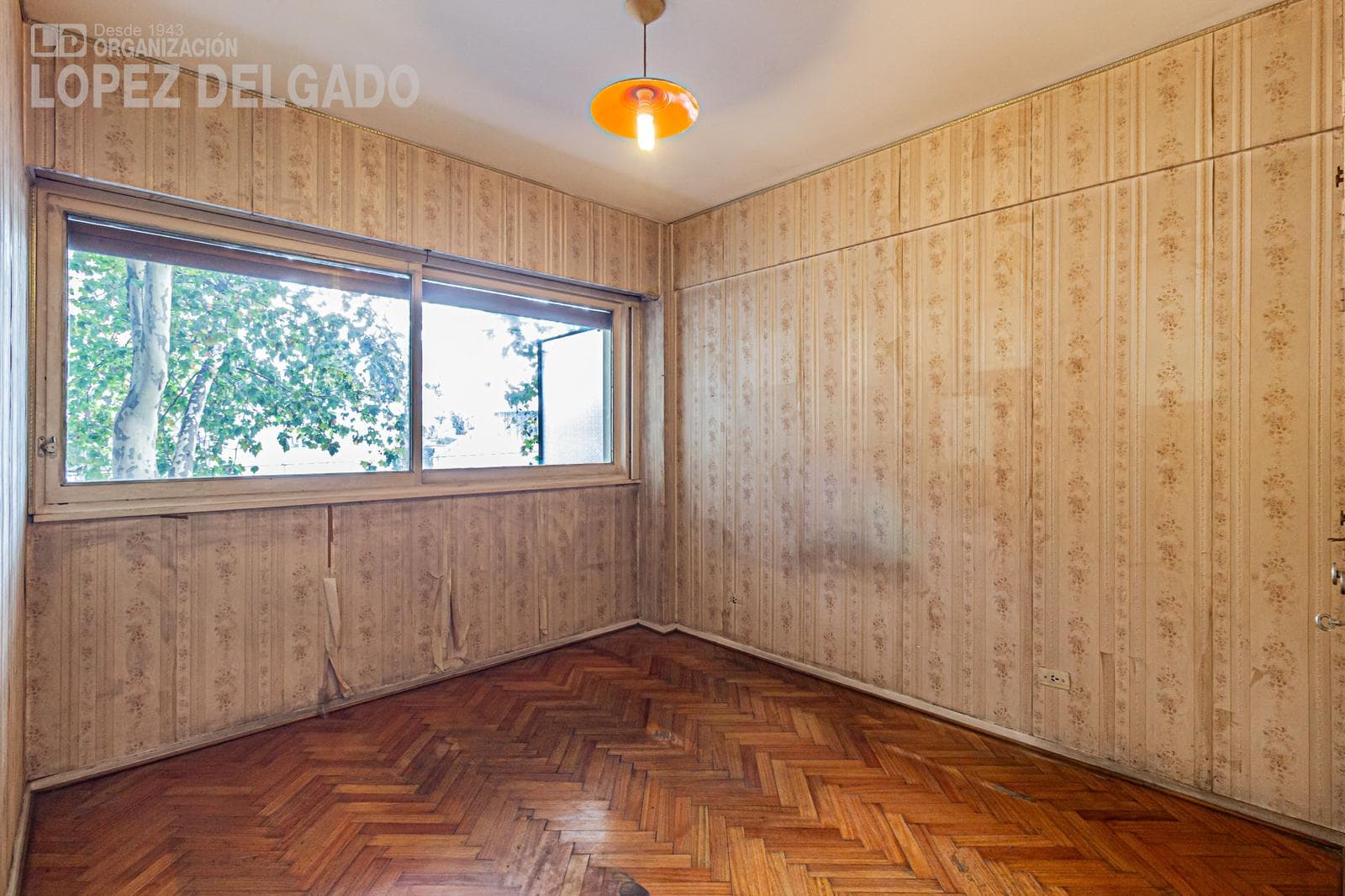 3-bedroom apartment with a wrap-around balcony in Villa Santa Rita. Financing available.