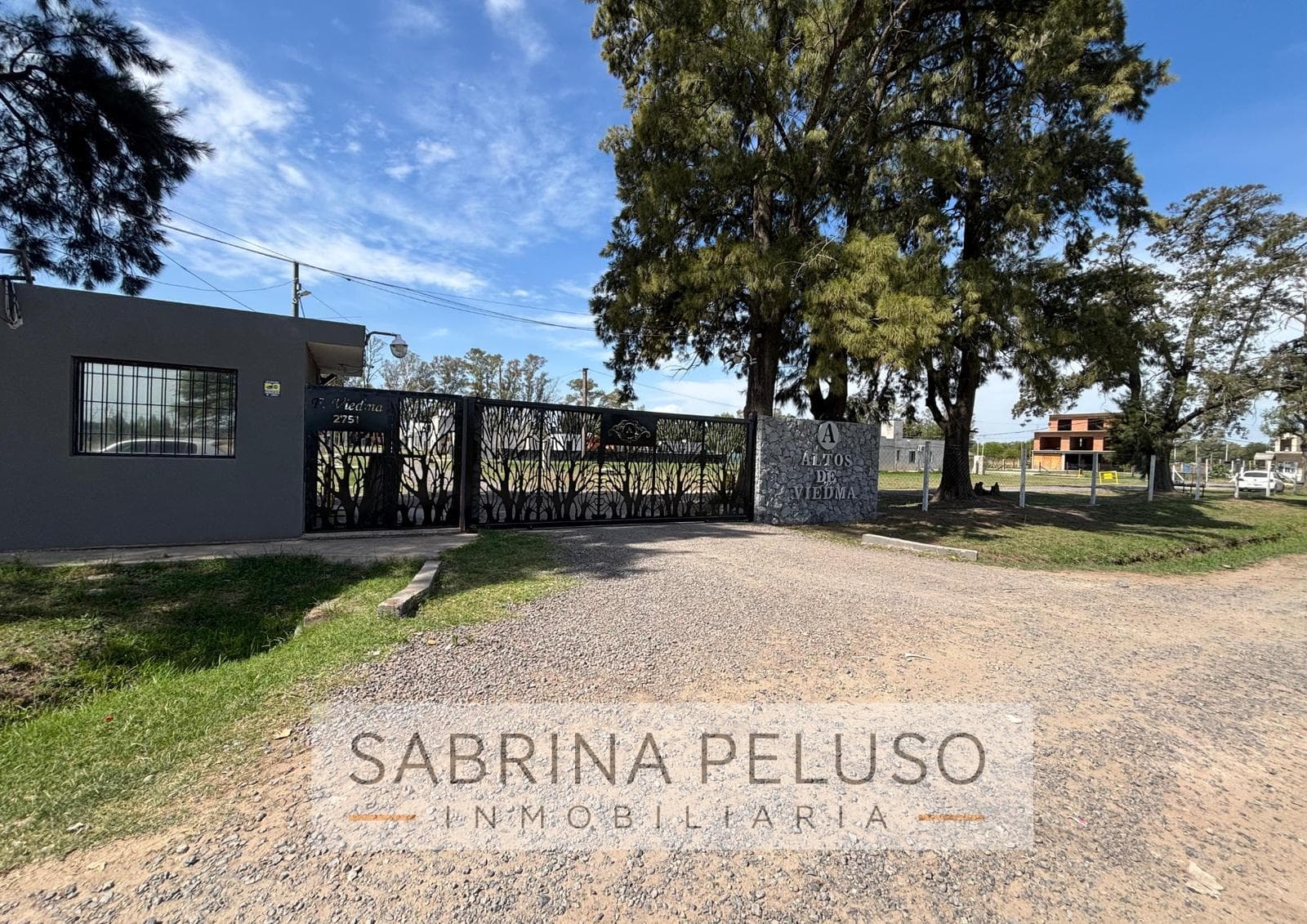 Land for Sale in Altos de Viedma