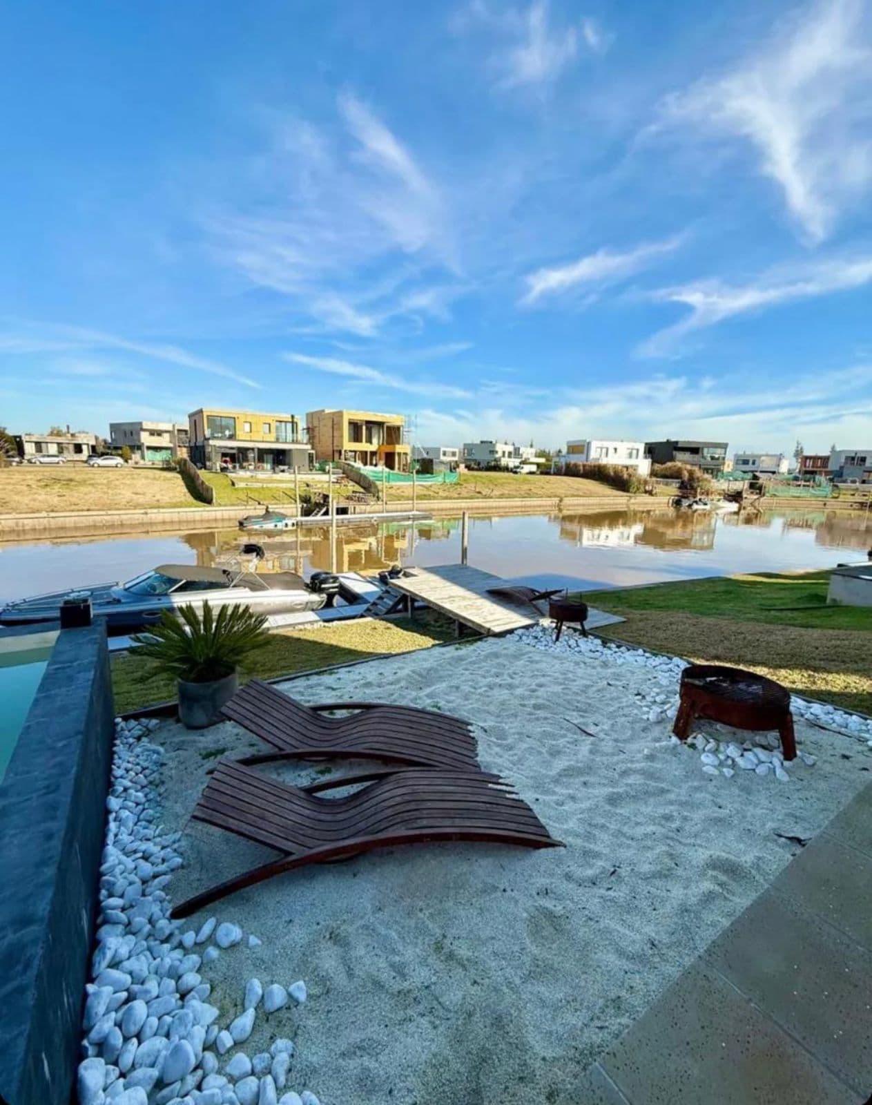 Home - Canal Nautical Neighborhood