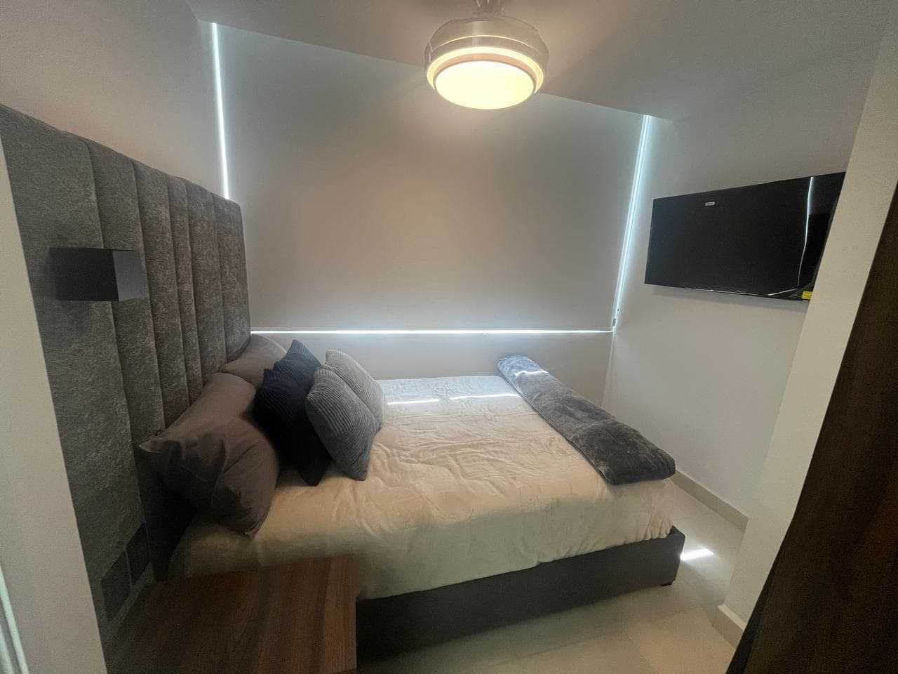 APARTMENT FOR RENT IN VITANT GARZA SADA - TEC AREA
