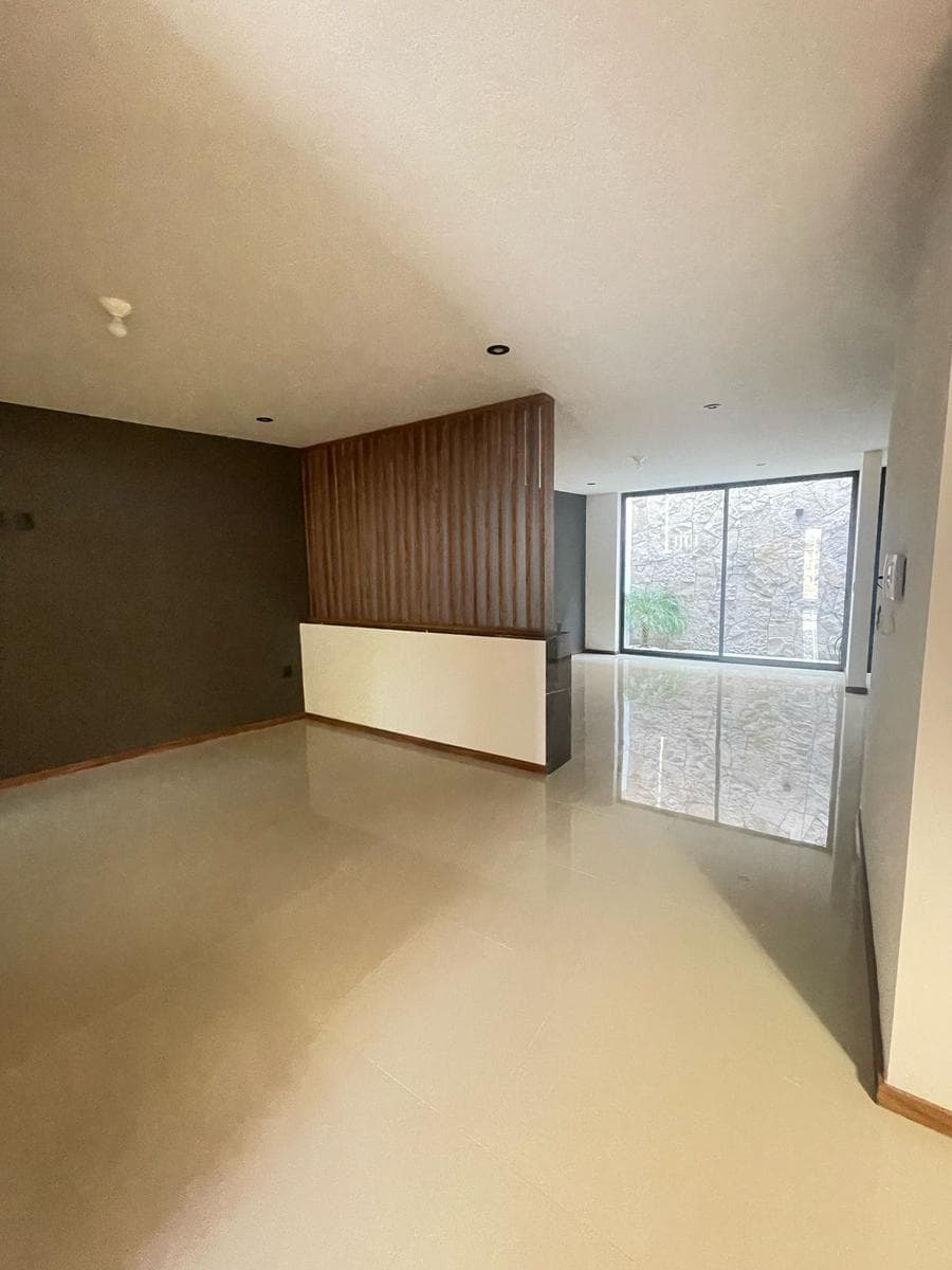 House for Sale in Faisan, Altozano