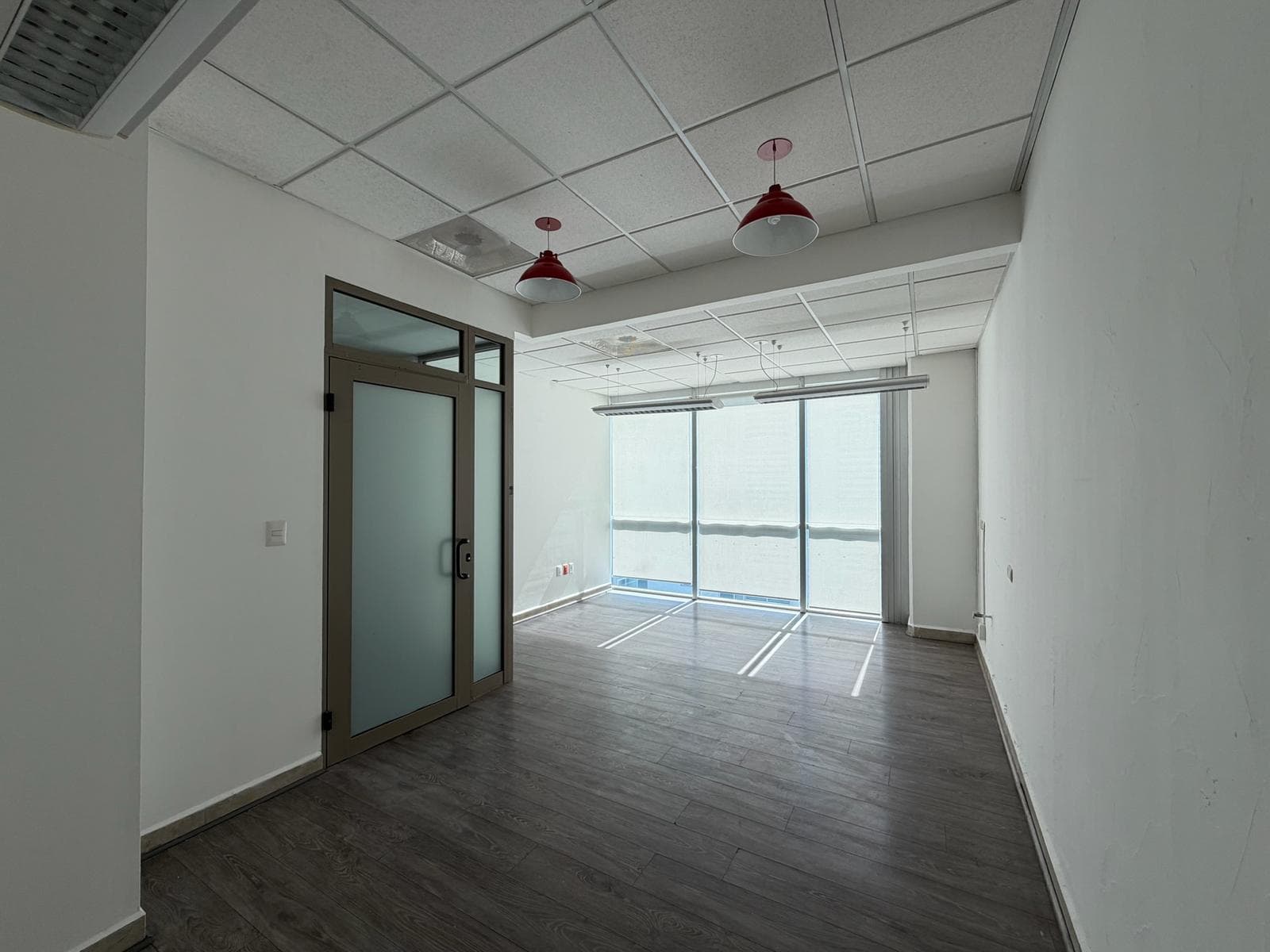 Office at Del Paseo Residencial