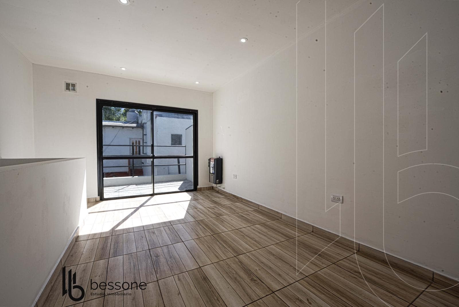 2-room duplex in the city center